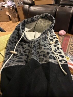 Gray Leopard Print Hood